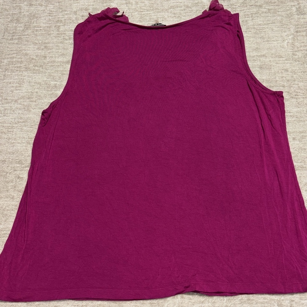 2X Cable & Gauge woman fuchsia ruffle collar super cute tank! - Picture 3 of 3